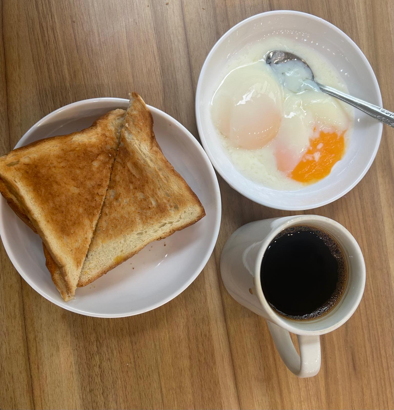 $2 Traditional Singapore Coffee Breakfast, Kopi O Kosong